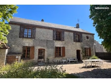 maison 7 pièces 150 m²