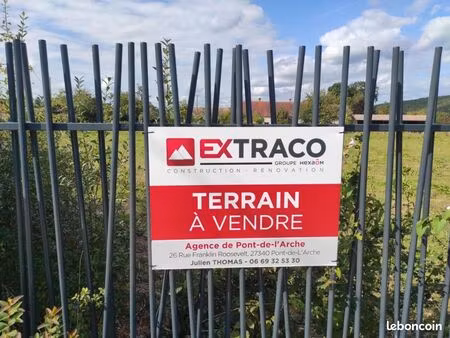 terrain 801 m² acquigny