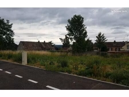 terrain 377 m² incarville
