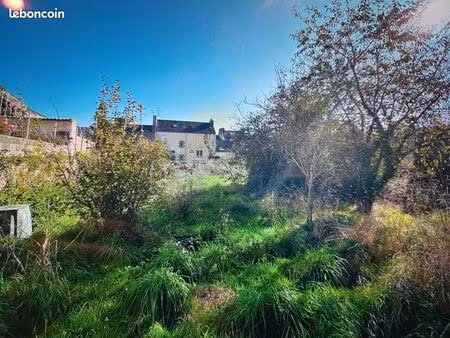 terrain 1 076 m² quimperle