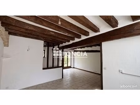 t3 en duplexe centre-ville de pacy sur eure