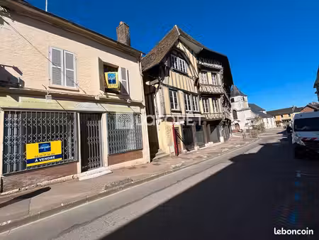 immeuble 5 pièces 117 m²