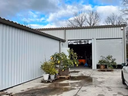 immeuble 164 m² menesplet