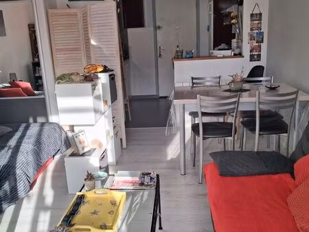 studio 50 m de la plage