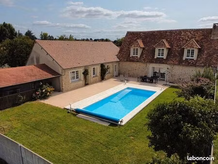 propriété 10 pièces 280 m²