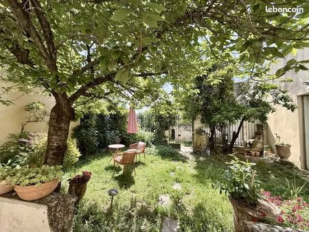 propriété 8 pièces 354 m²