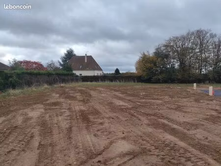 terrain 600 m² le neubourg
