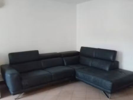 à louer f2 à digny