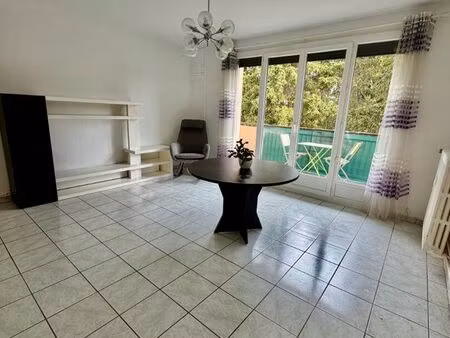 appartement 2 pièces 54 m²