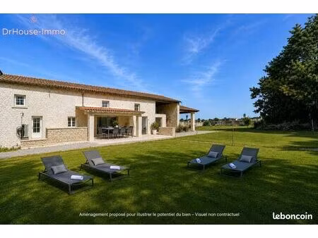 maison 7 pièces 248 m²