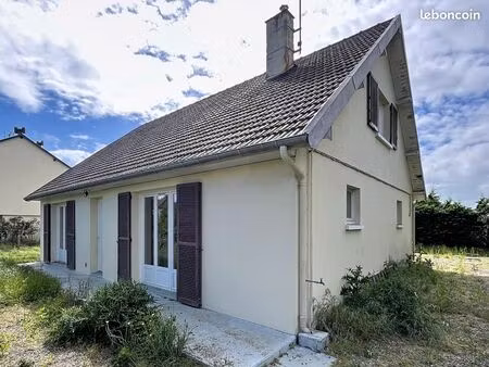 pavillon 5 pièces 109 m²