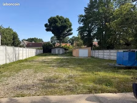 terrain 768 m² boissy saint leger