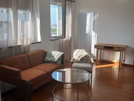 t2 meublé refait à neuf – ligne 14 à 8 min – 40 m² – étage élevé
