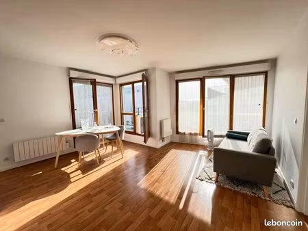 location appartement t2 - 47 m² avec terrasse et parking - choisy-le-roi (quartier médiath