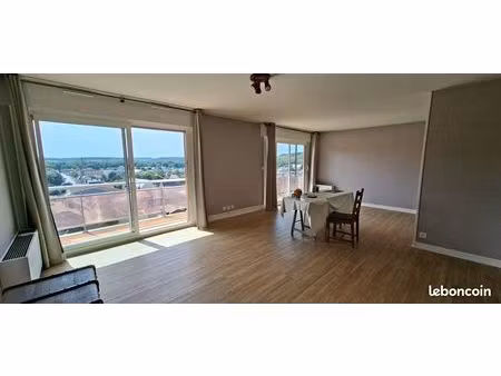 appartement 2 pièces 77 m²