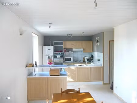 t3 de 80 m² avec terrain de 260 m²
