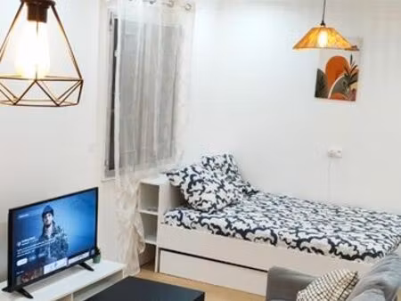 studio indépendant tout équipé