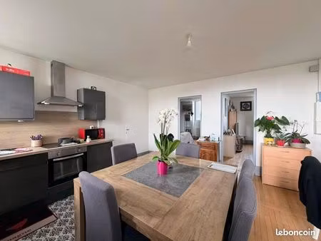 appartement 3 pièces 60 m²