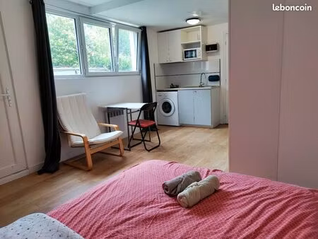 studio dans un quartier agréable