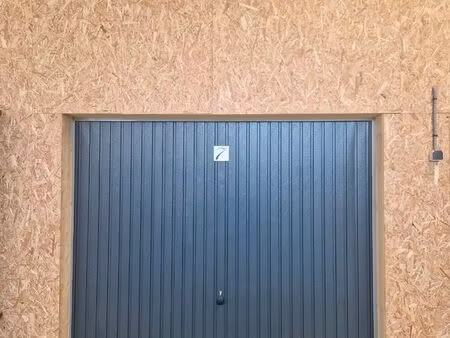 box garage