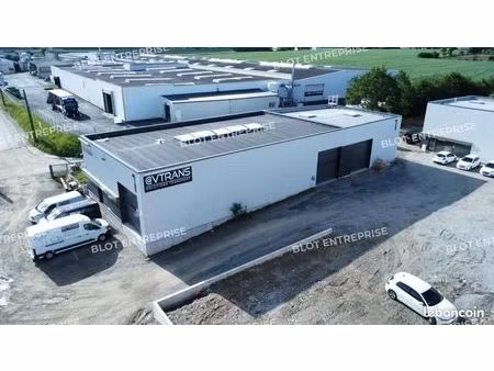 local d'activité 485 m²