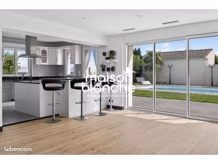 maison 6 pièces 168 m²