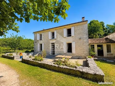 maison 9 pièces 200 m²
