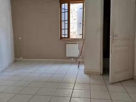 maison 32m² situé à molières sur cèze