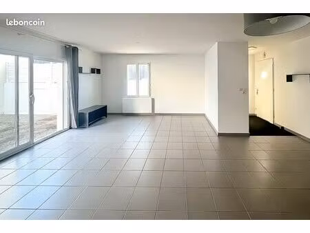 maison 4 pièces 93 m²