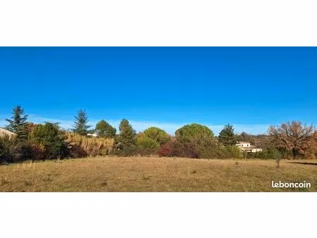 terrain 262 m² ales