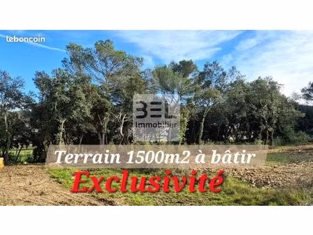 terrain 1500 m² vénéjan
