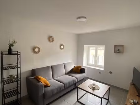 à louer – appartement refait avec climatisation – toutes charges incluses – donzère centre