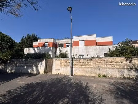 immeuble de 4 appartements à rénover à chennevière sur marne