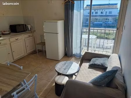 appartement proche du site nucléaire avec balcon et parking