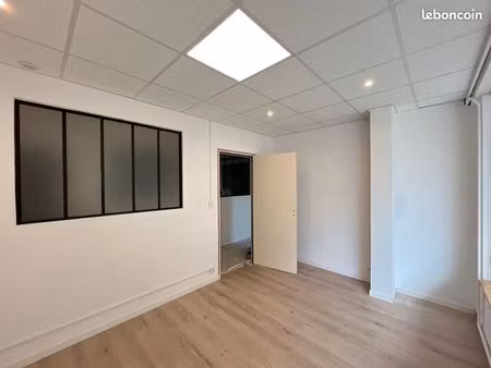 bureau rénové à louer