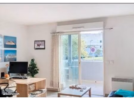 appartement t2 aimargues