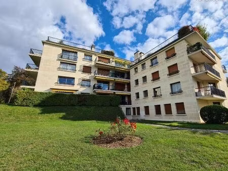 magnifique studio t1 vue parc