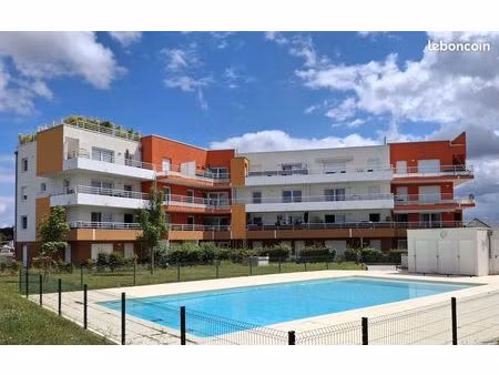 appartement t2 43m² -terrasse 15m² vue / piscine