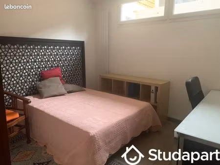 chambre 1 pièce 17 m²