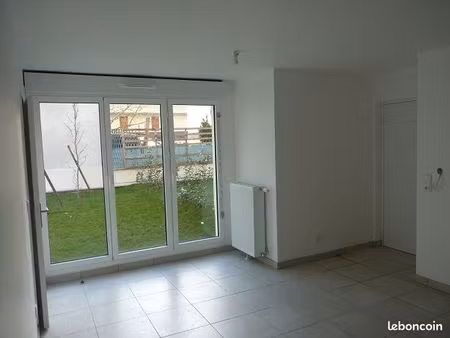 2 pièces meublé de 33 m² avec jardin privatif