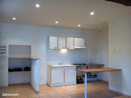 appartement t2 bis nîmes ecusson