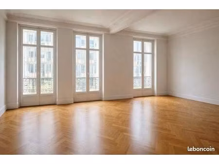 appartement 3 pièces 80 m²