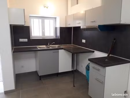 maison de village très récente   68 m2 3 ch