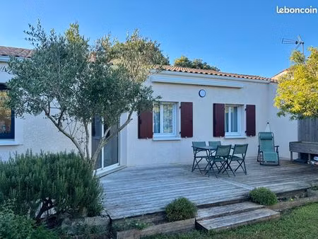 maison familiale 3 chambres avec jardin et dépendance – angliers