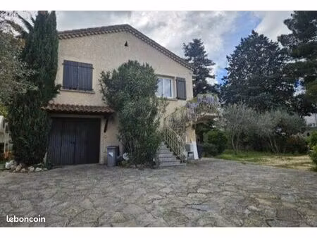 maison individuelle avec 2 appartements