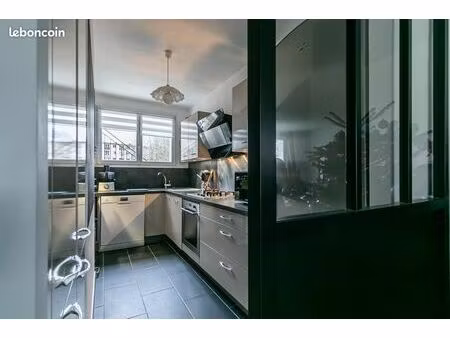 appartement meublé 63 m²  t3 avec double séjour  proche rer a