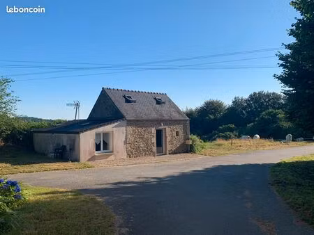 petite maison à la campagne