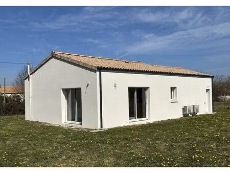 villa 4 pièces 82 m²