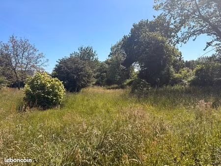 terrain 613 m² fouesnant