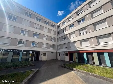 studio 1 pièce 39 m²